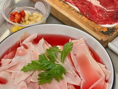 -茅草房·河畔园林火锅