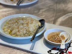 特色菠萝饭-富黎华海鲜大酒楼(正大广场店)