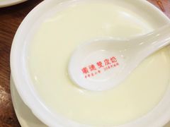 杏仁姜汁撞奶-正德顺順德雙皮奶(中信店)