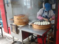 -严氏重油烧麦(民权路店)