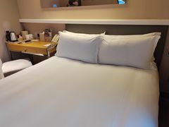 -上海中航虹桥机场泊悦酒店