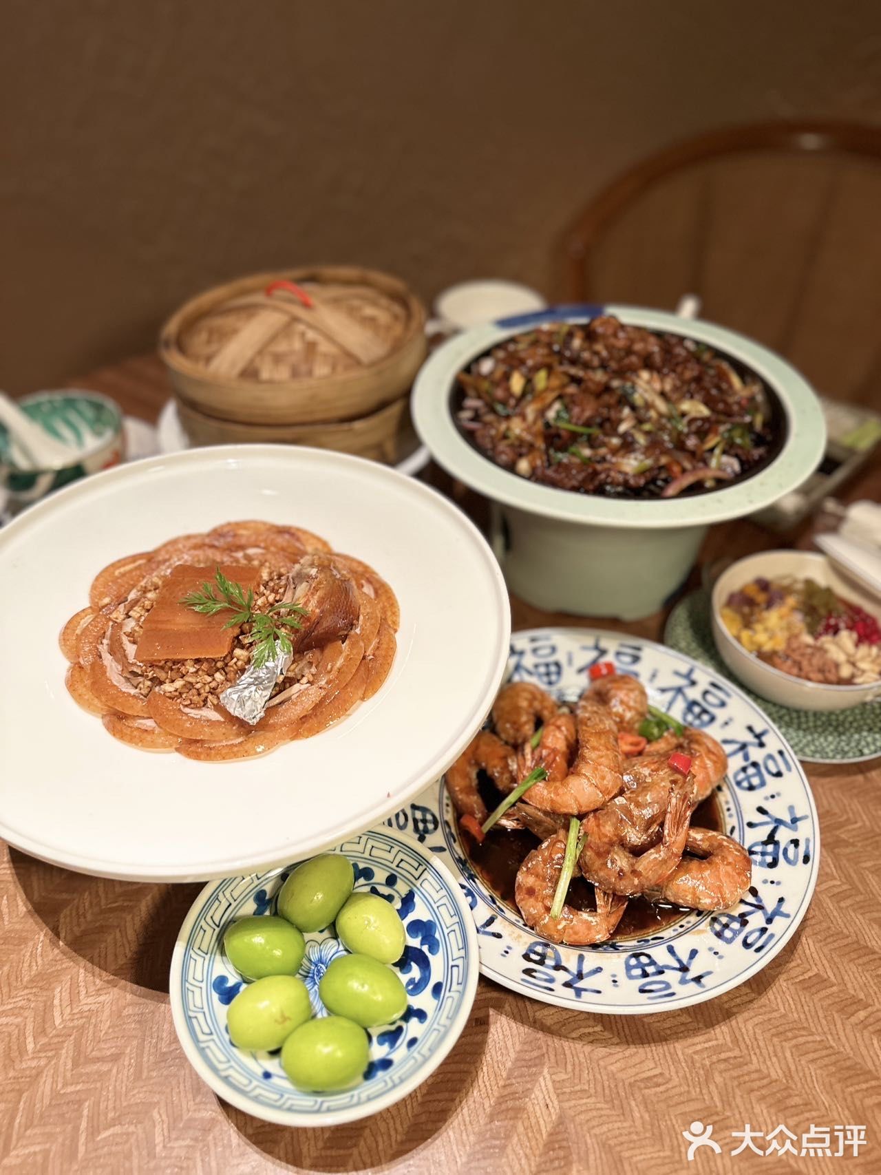 原来北京烤鸭🦆如此的酥香不腻，回味无穷！！