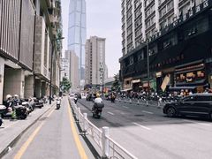 -黄兴南路步行商业街