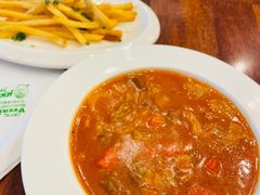-玛格萝妮比萨屋(四平店)