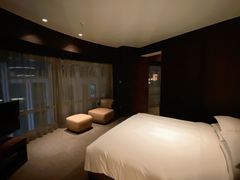 -上海外滩茂悦大酒店