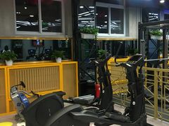 -锦绣园游泳健身俱乐部