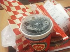 -塔斯汀中国汉堡(白云京溪地铁站店)