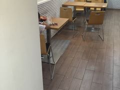 -全家便利店(愚园店)