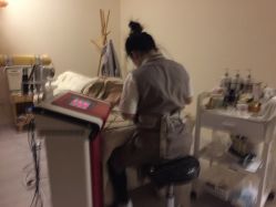 点击看大图 包房-至臻康妍健康管理中心
