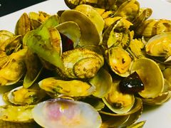 -清真磊磊烧烤老店(饮虎池街34号店)