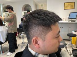 -摩登时代美发沙龙