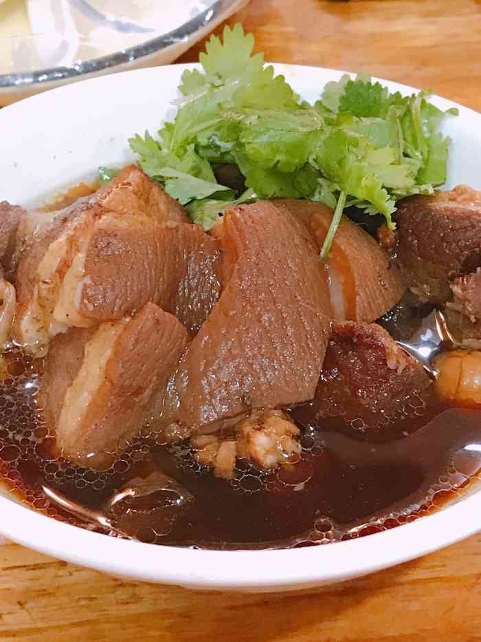 聪辉同安封肉(大元路店)-"很有名的老店哦,来尝尝厦门特色的美食. .