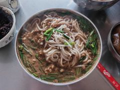 -正宗杨记普洱酸醋米线(总店)