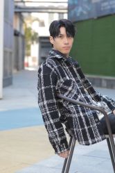 -一家只做男发烫染的店