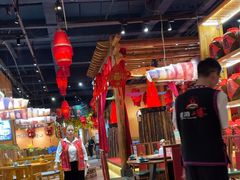 -老滇山寨•云南特色菜•地方菜•民族风情歌舞表演(金碧店)