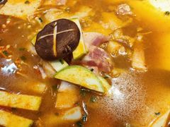 -烤路里·韩国品质自助烤肉(石路天虹4号店)