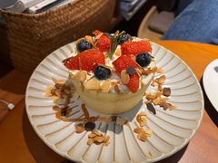 -彳亍咖啡·这里(水湾路店)