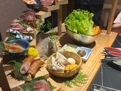 -山川小町·极番烧肉(新地假日广场店)