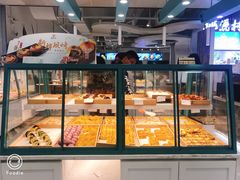 面包甜点陈列柜-南京大学-第9食堂