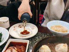 小笼汤包-耿福兴(凤凰美食街店)