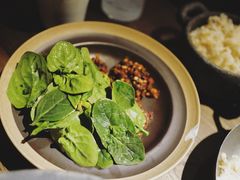 炭烤牛肉-毛辣果·酸