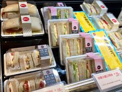 -85度C(生甜甜圈研究工坊·上海松江人民北路店)
