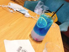 -ZING COFFEE 镜咖啡