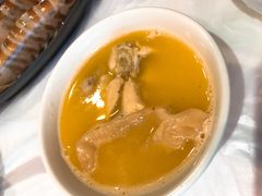 -鲜入围煮花胶鸡海鲜火锅