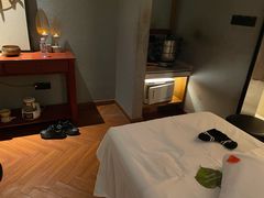 -金色春天.美颜康体纯正SPA(黄泥磅店)