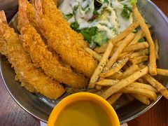 -BHC炸鸡(明洞总店)