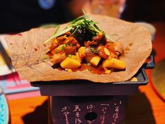 蒜香牛肉蒲叶烧-有喜屋·深夜食堂(北京西路店)