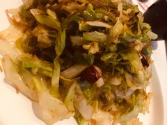 炝炒圆白菜粉丝-旺顺阁鱼头泡饼(小红门店)