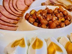 -鹤乡东北菜(崮山路店)
