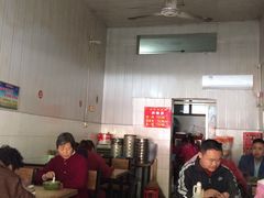大堂-老洛阳关林老张记馄饨(关圣街店)