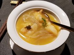 黄花胶鸡枞羹配澳洲龙虾-滟设火锅料理(南滨路店)