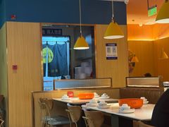 -小鱼小牛(世欧广场店)