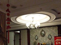 -水尚丽都