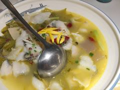 -荷塘秋月·本帮江浙菜(国权路店)