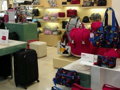-百盛(莘庄店)