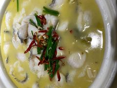 -小菜园新徽菜(镇江丹阳吾悦店)
