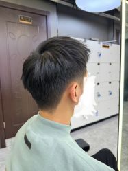 -藤野造型烫发染发