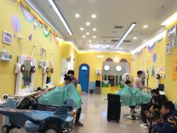 -爆米花儿童美发乐园