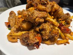 -三人行骨头王火锅(长寿店)