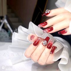 -Pink You美甲洗眉纹绣定制中心