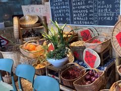 -蛮佬拾·乡里土菜馆(河西王府井店)