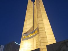 -唐山抗震纪念碑广场