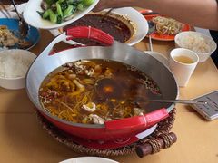 -渝信川菜 · 川味家常菜(财富购物中心店)