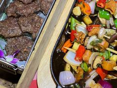 木盒烟熏牛肉饼-龙桥私厨·姜花菊花过桥鱼·顺德菜(容桂店)