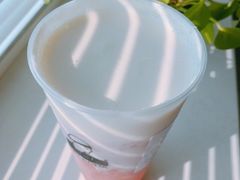 草莓酪酪-LELECHA乐乐茶(新街口大洋店)