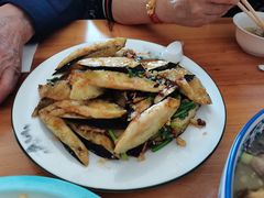 -美顺香食府鱼头老店(雪野湖店)